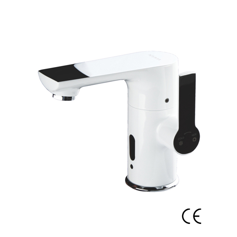 手自一体智能水龙头